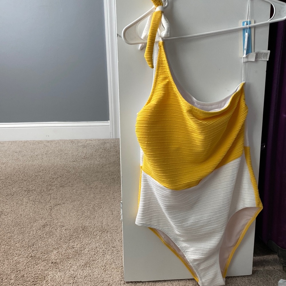 Cupshe | women’s colorblock one piece one shoulder swimsuit | size large